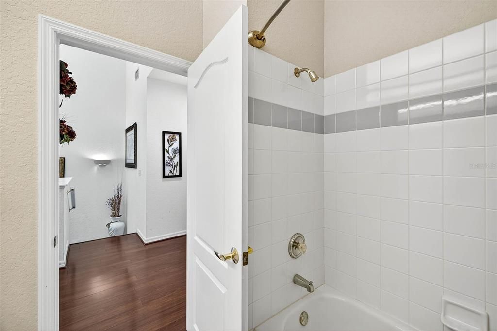 For Rent: $2,700 (3 beds, 2 baths, 1741 Square Feet)