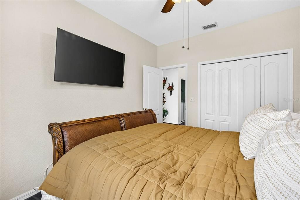 For Rent: $2,700 (3 beds, 2 baths, 1741 Square Feet)