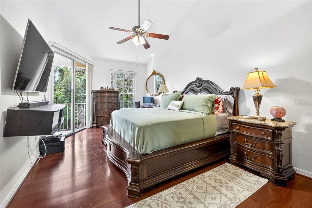 For Rent: $2,700 (3 beds, 2 baths, 1741 Square Feet)