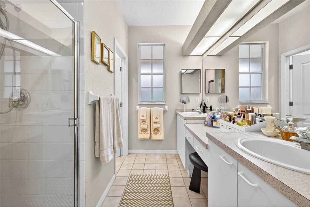 For Rent: $2,700 (3 beds, 2 baths, 1741 Square Feet)