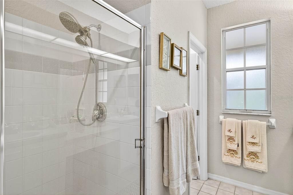 For Rent: $2,700 (3 beds, 2 baths, 1741 Square Feet)