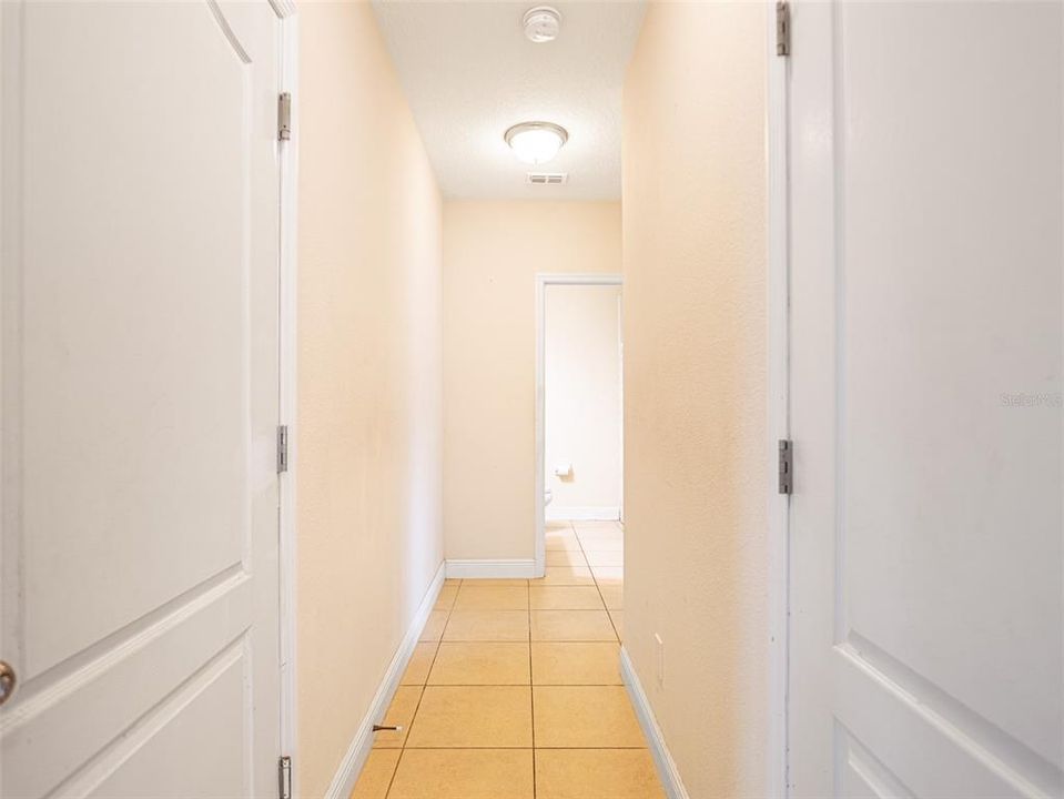 Active With Contract: $468,000 (6 beds, 4 baths, 2972 Square Feet)