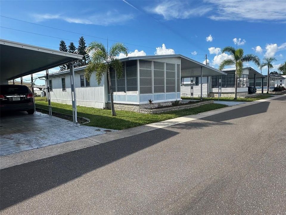 Activo con contrato: $125,000 (2 camas, 2 baños, 960 Pies cuadrados)