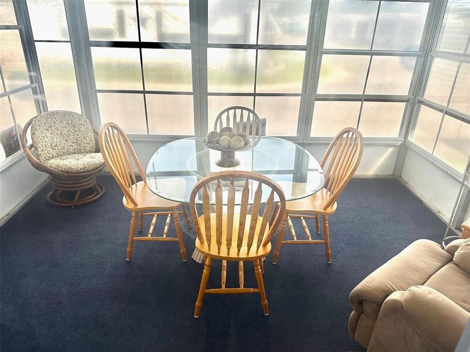 Activo con contrato: $125,000 (2 camas, 2 baños, 960 Pies cuadrados)