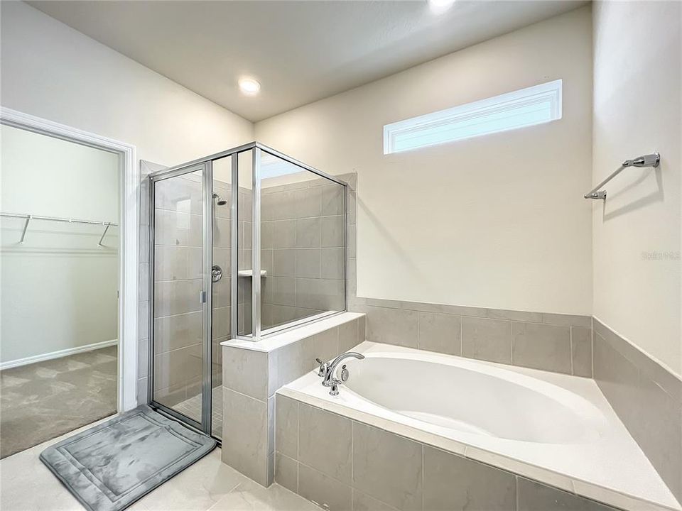 Под контрактом: $659,800 (5 спален, 4 ванн, 2622 Квадратных фут)