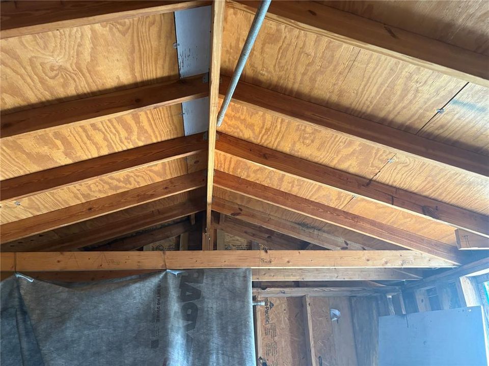 Active With Contract: $450,000 (4 beds, 3 baths, 2050 Square Feet)