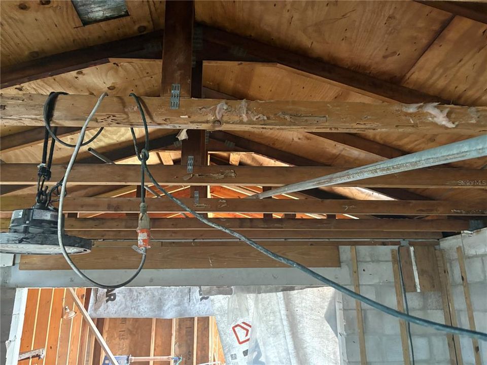 Active With Contract: $450,000 (4 beds, 3 baths, 2050 Square Feet)