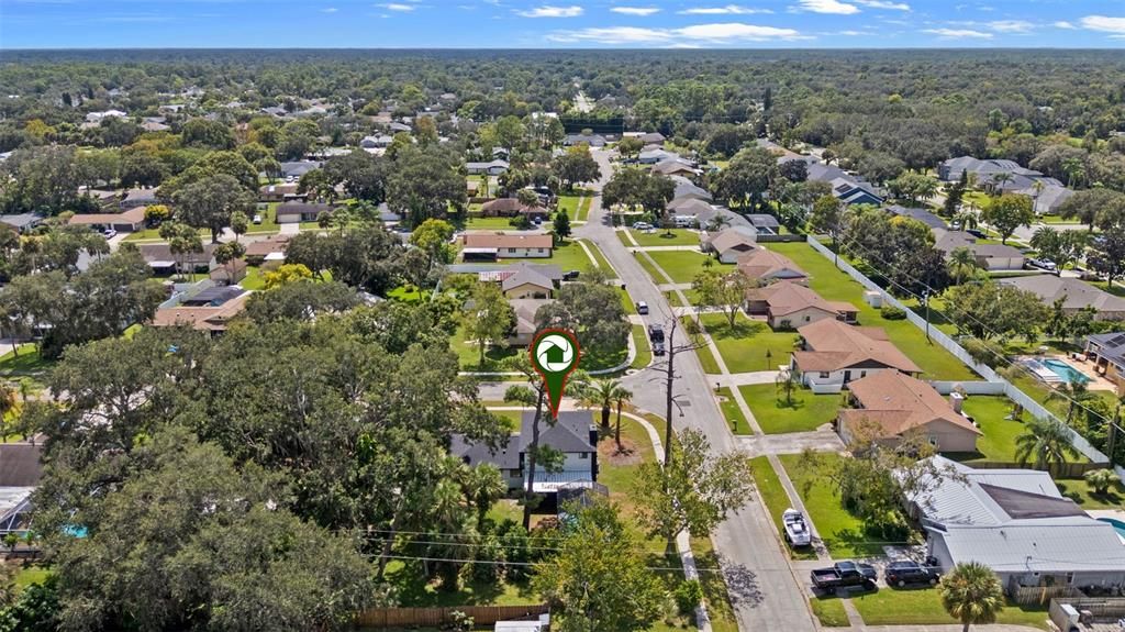 合同活跃: $365,000 (4 贝兹, 2 浴室, 1699 平方英尺)