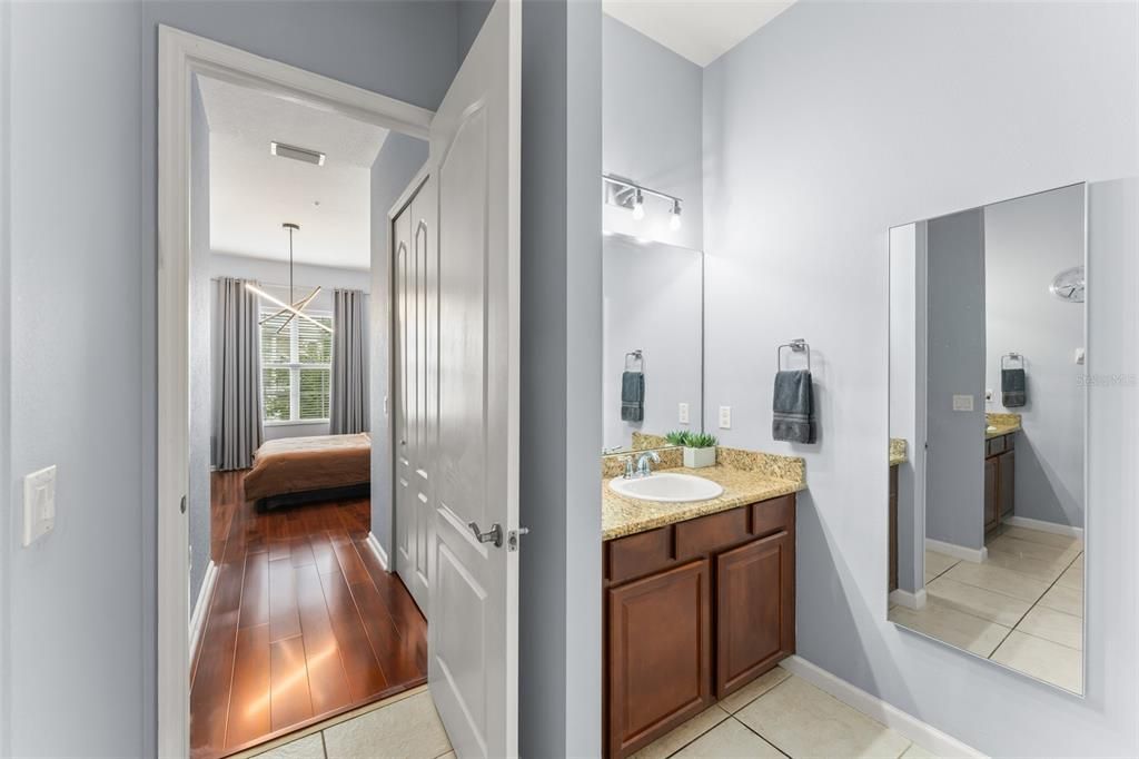 En Venta: $465,000 (2 camas, 2 baños, 1226 Pies cuadrados)