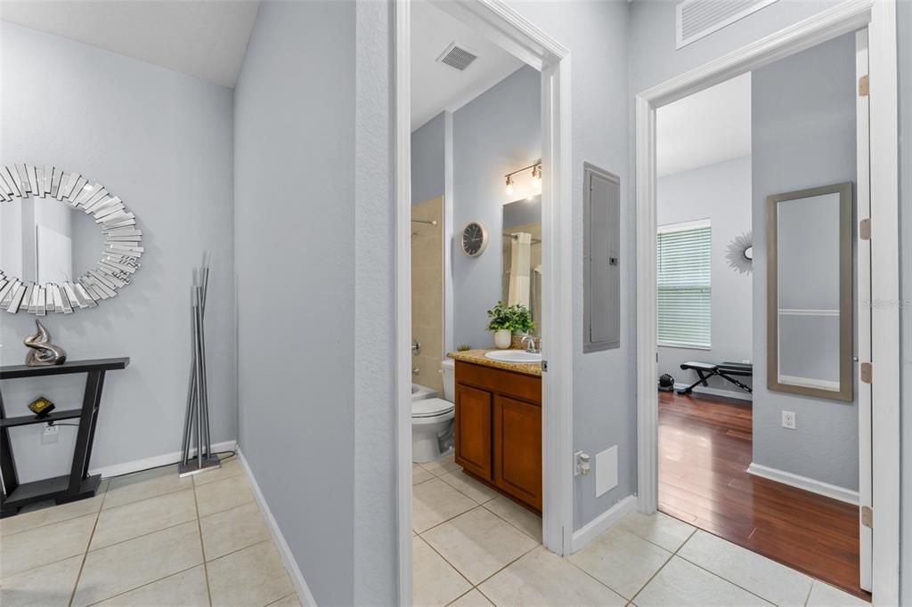 En Venta: $465,000 (2 camas, 2 baños, 1226 Pies cuadrados)