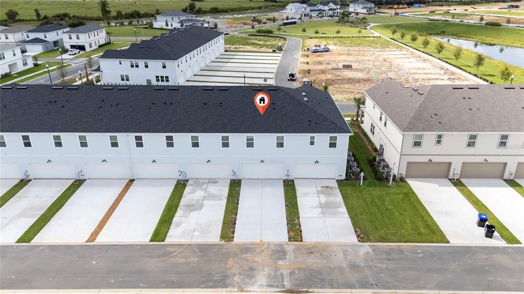 Activo con contrato: $2,650 (3 camas, 2 baños, 1556 Pies cuadrados)