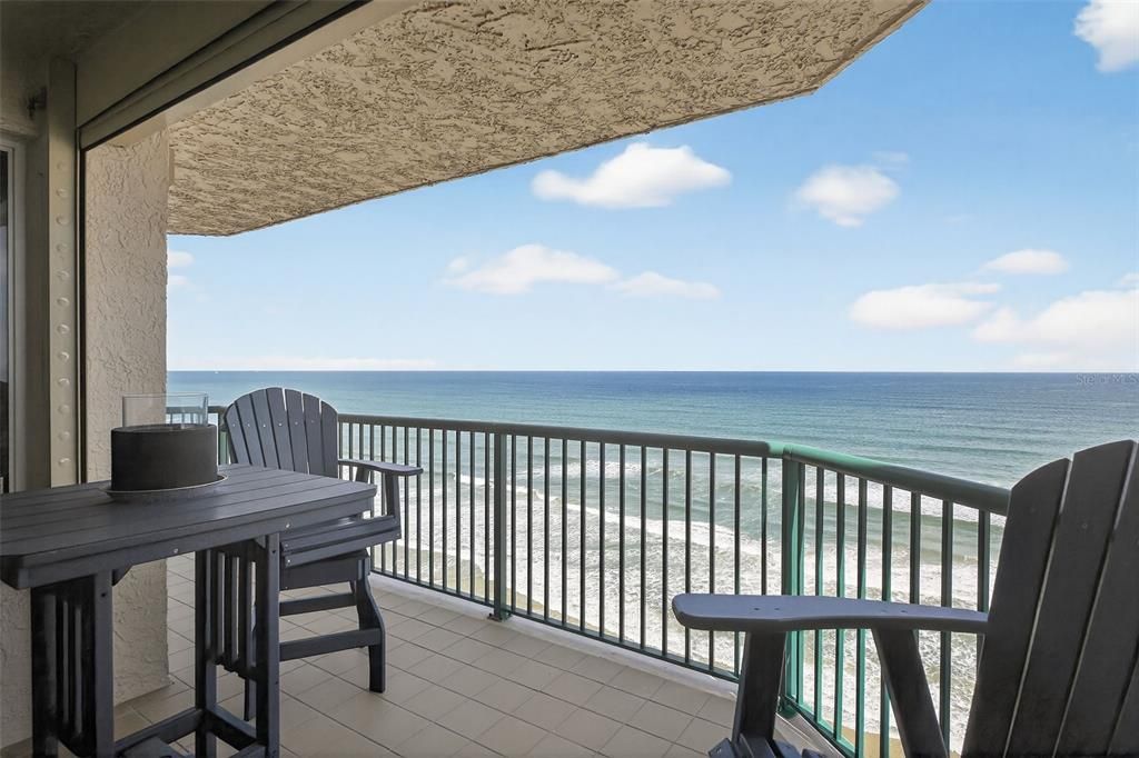 For Sale: $690,000 (3 beds, 3 baths, 2072 Square Feet)