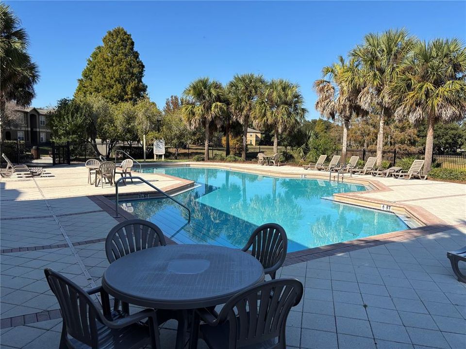 На продажу: $199,990 (3 спален, 2 ванн, 1205 Квадратных фут)