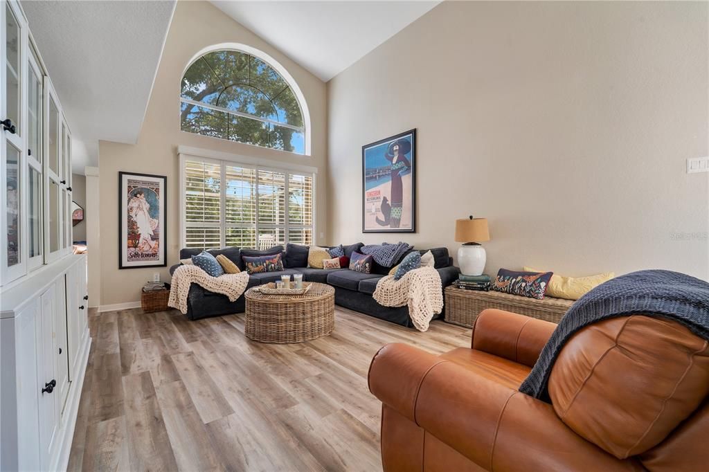 待售: $420,000 (3 贝兹, 2 浴室, 1883 平方英尺)