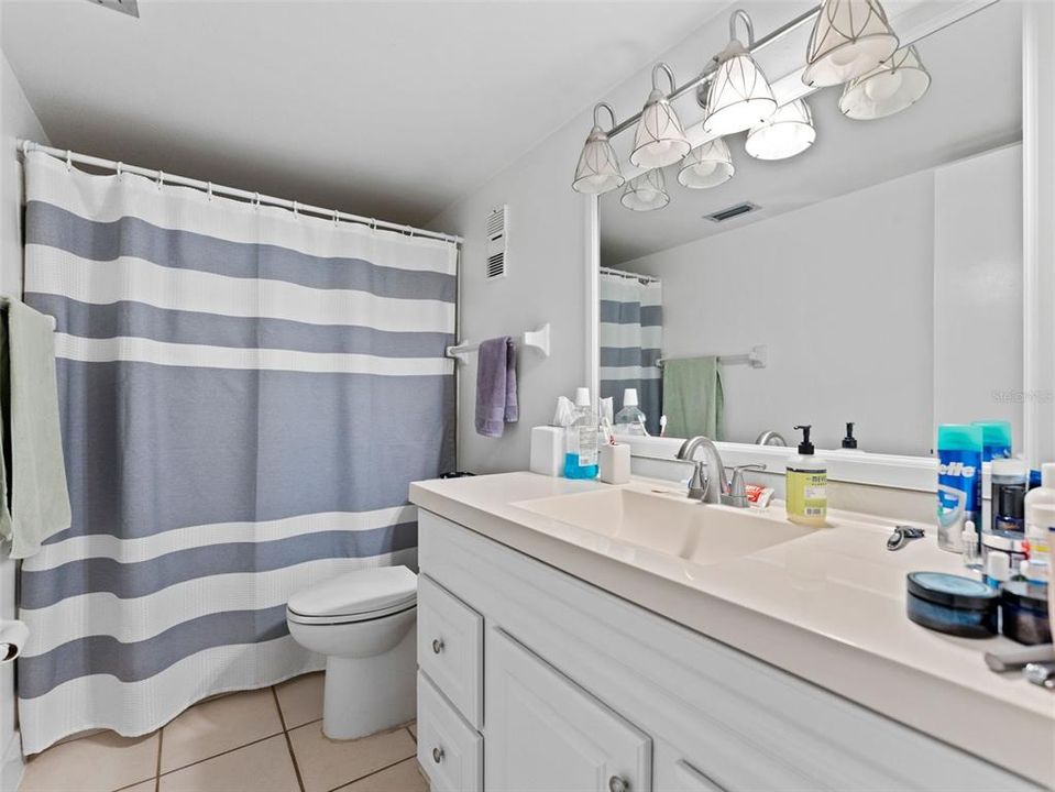 En Renta: $1,700 (2 camas, 2 baños, 928 Pies cuadrados)