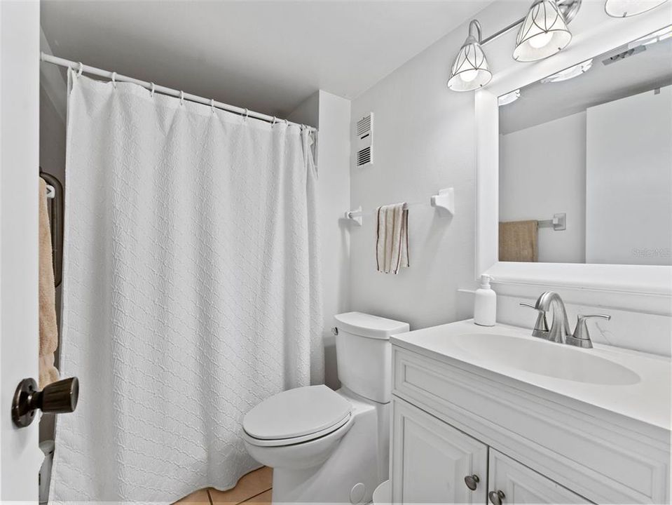 En Renta: $1,700 (2 camas, 2 baños, 928 Pies cuadrados)