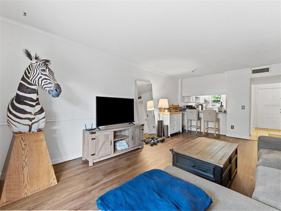 En Renta: $1,700 (2 camas, 2 baños, 928 Pies cuadrados)