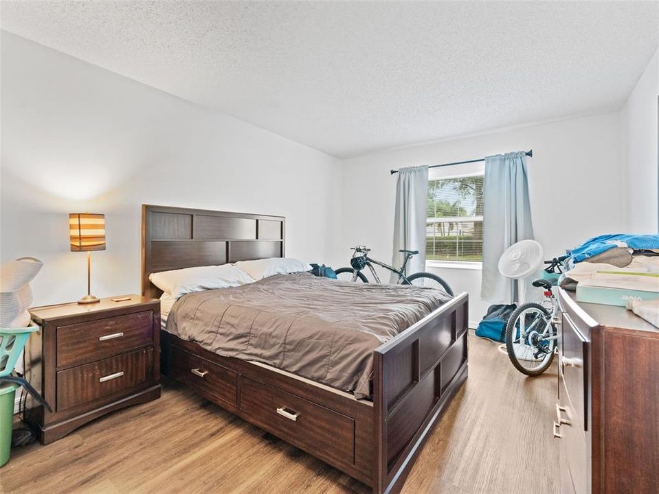 En Renta: $1,700 (2 camas, 2 baños, 928 Pies cuadrados)