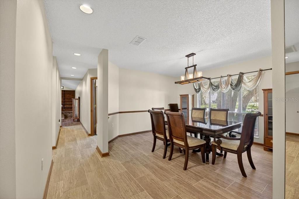 待售: $485,000 (3 贝兹, 2 浴室, 2472 平方英尺)