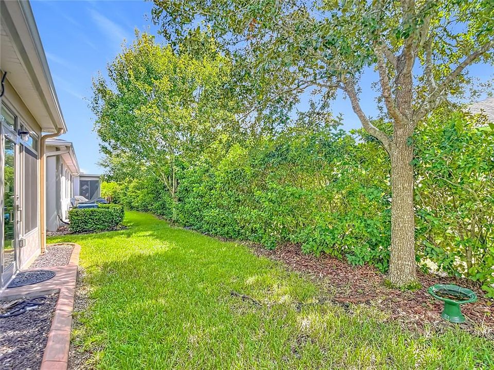 Activo con contrato: $369,000 (3 camas, 2 baños, 1707 Pies cuadrados)