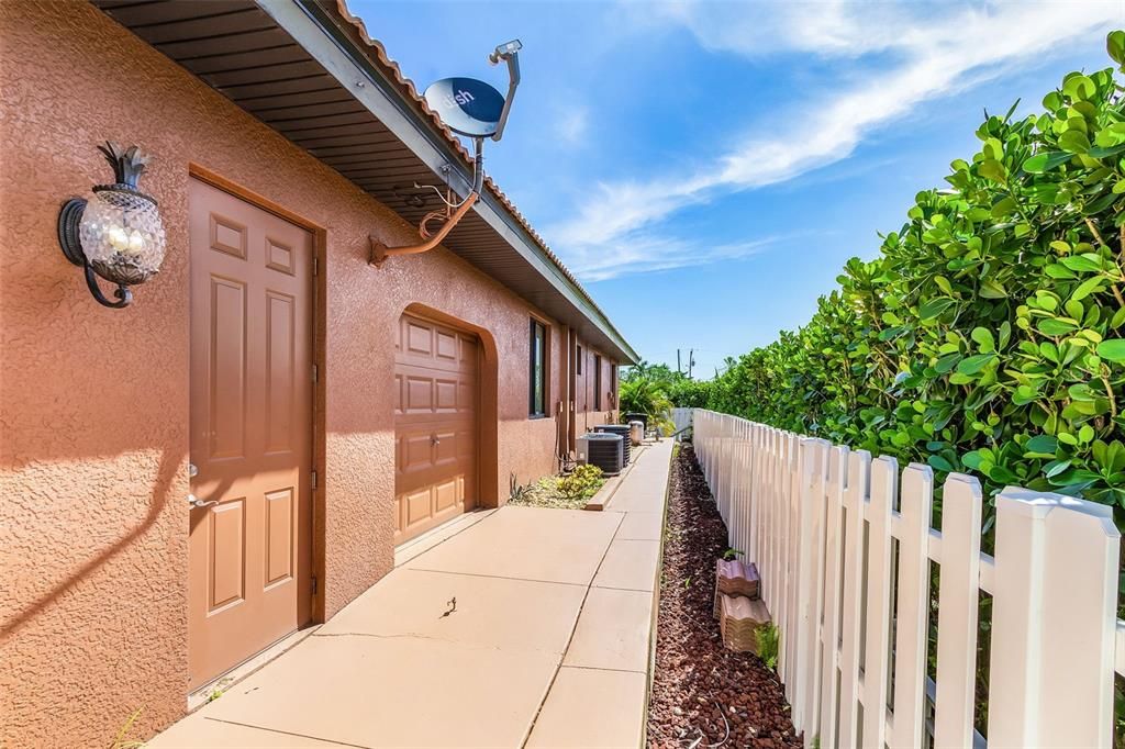 Под контрактом: $565,000 (4 спален, 3 ванн, 2577 Квадратных фут)