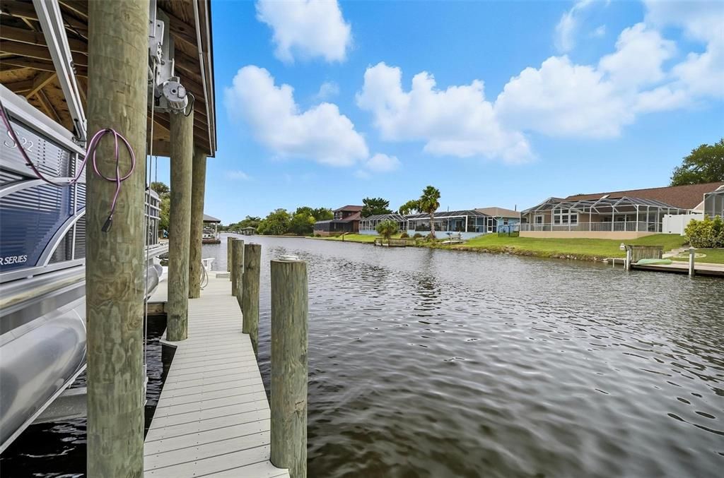 Под контрактом: $699,525 (3 спален, 2 ванн, 2095 Квадратных фут)