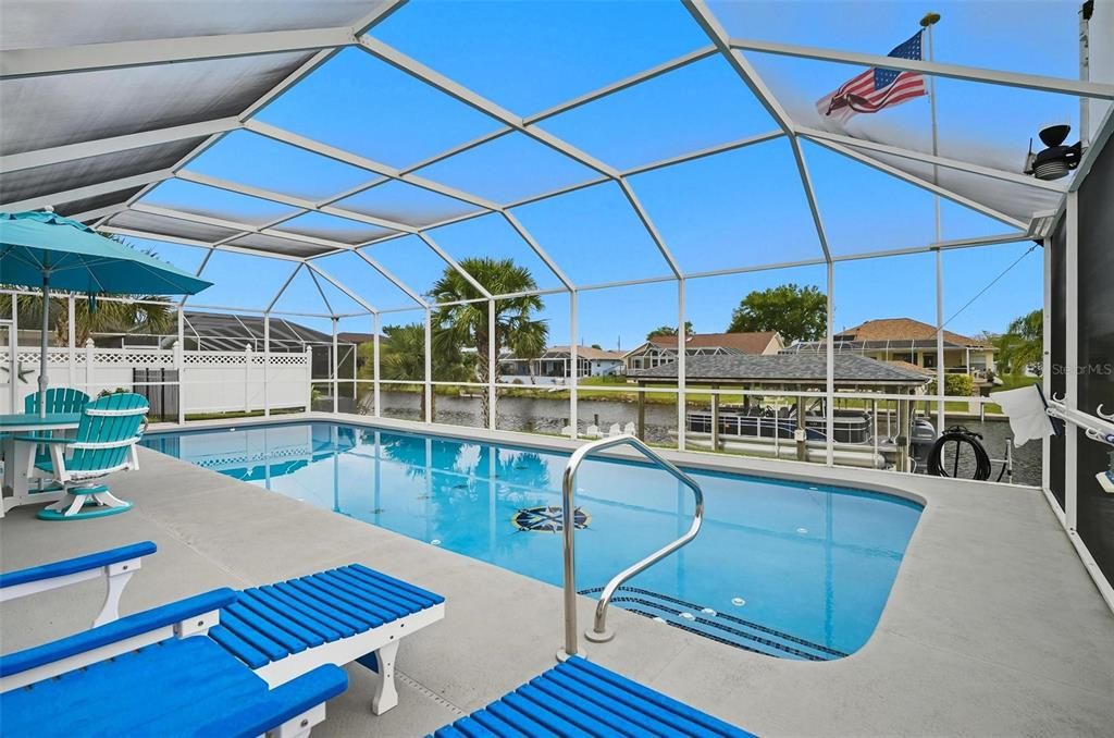 Под контрактом: $699,525 (3 спален, 2 ванн, 2095 Квадратных фут)