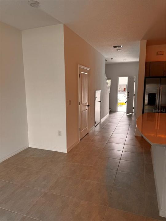 出租: $1,799 (3 贝兹, 2 浴室, 1577 平方英尺)