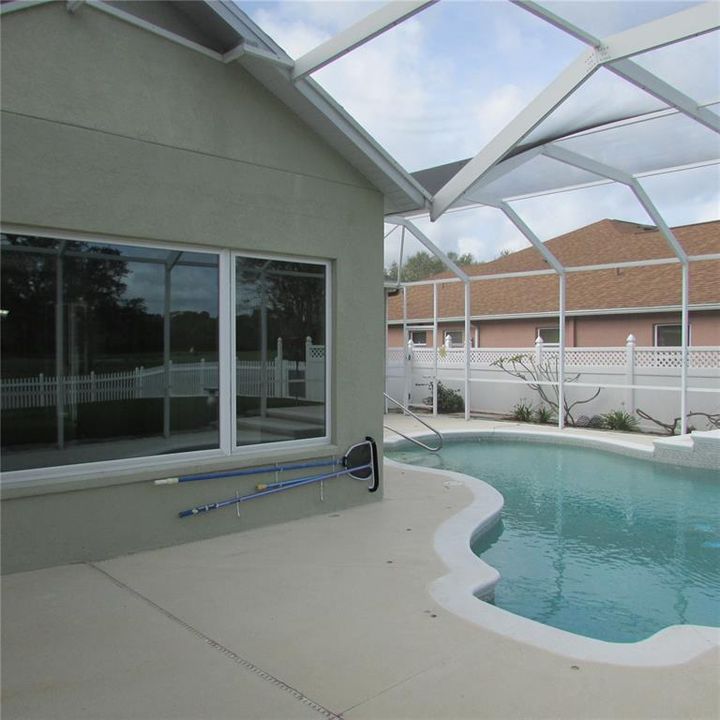 待售: $659,000 (4 贝兹, 3 浴室, 2949 平方英尺)