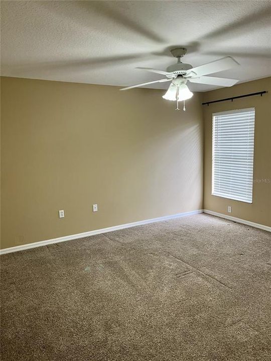 待售: $659,000 (4 贝兹, 3 浴室, 2949 平方英尺)