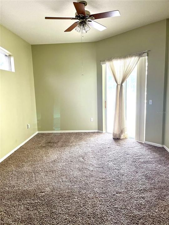 待售: $659,000 (4 贝兹, 3 浴室, 2949 平方英尺)