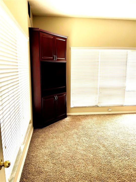 待售: $659,000 (4 贝兹, 3 浴室, 2949 平方英尺)