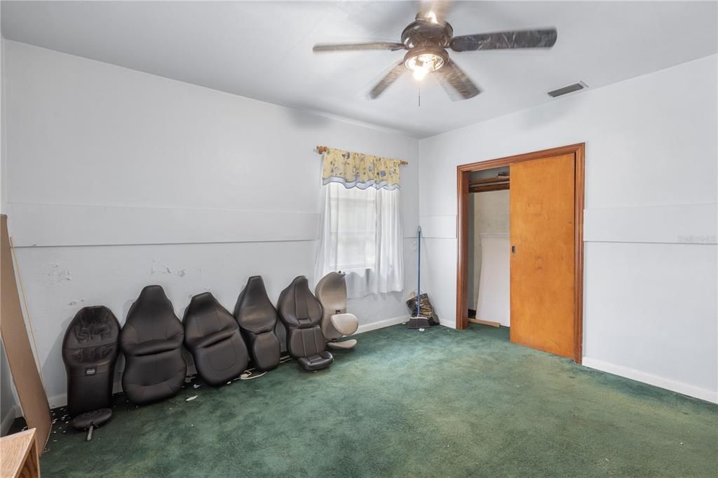 En Venta: $300,000 (2 camas, 1 baños, 1476 Pies cuadrados)