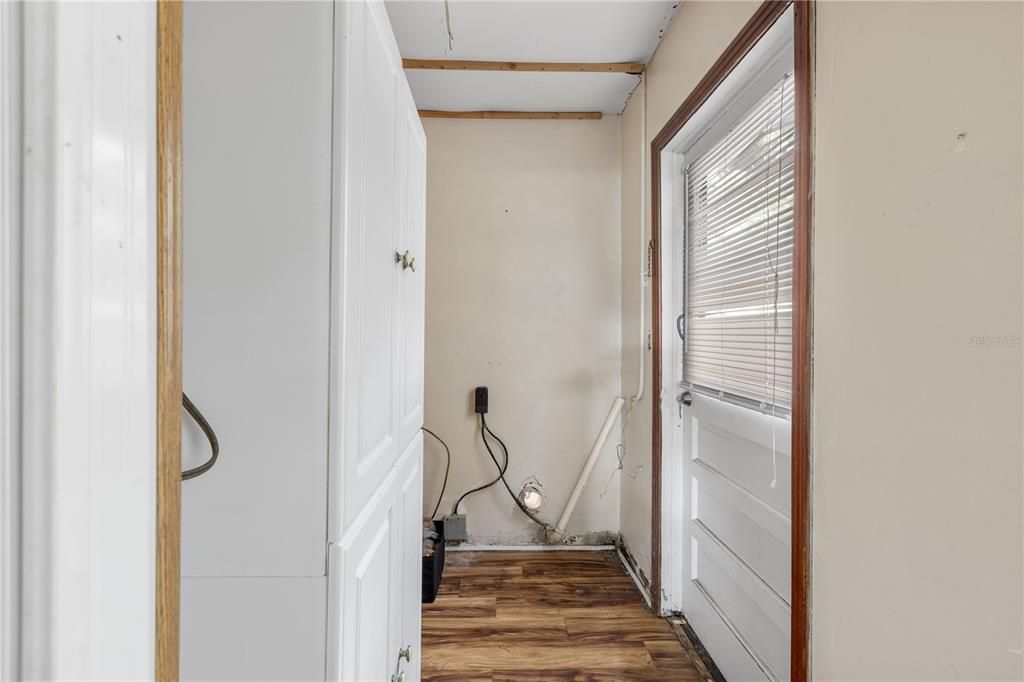 En Venta: $300,000 (2 camas, 1 baños, 1476 Pies cuadrados)