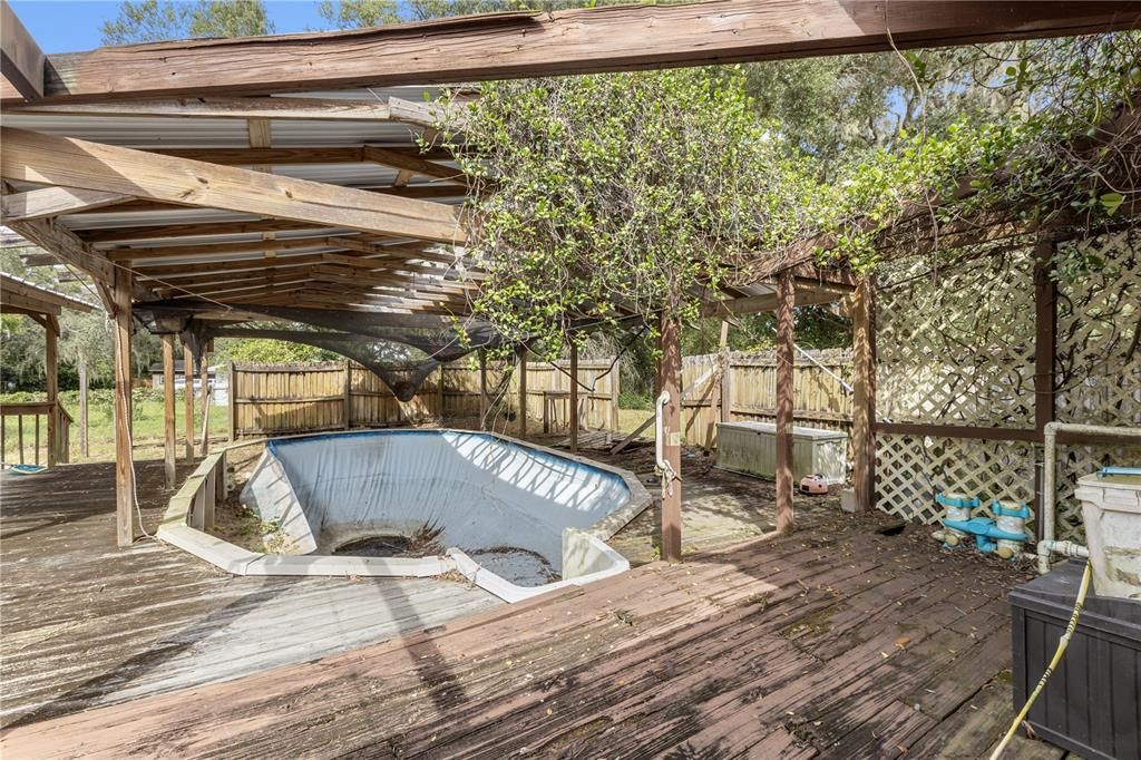 En Venta: $300,000 (2 camas, 1 baños, 1476 Pies cuadrados)