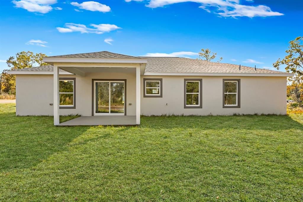 En Venta: $255,000 (3 camas, 2 baños, 1358 Pies cuadrados)