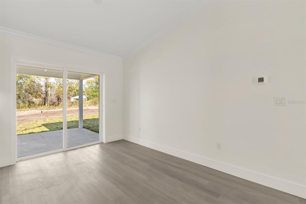 En Venta: $255,000 (3 camas, 2 baños, 1358 Pies cuadrados)