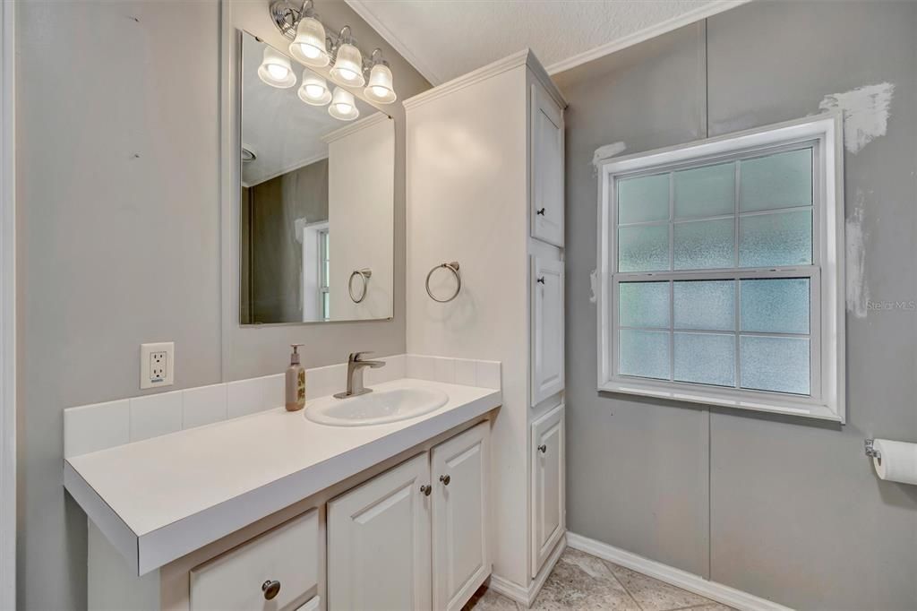 For Sale: $229,000 (2 beds, 2 baths, 1566 Square Feet)