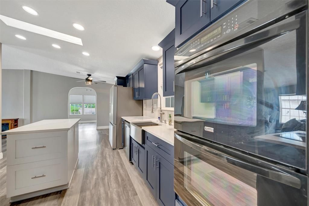 For Sale: $229,000 (2 beds, 2 baths, 1566 Square Feet)