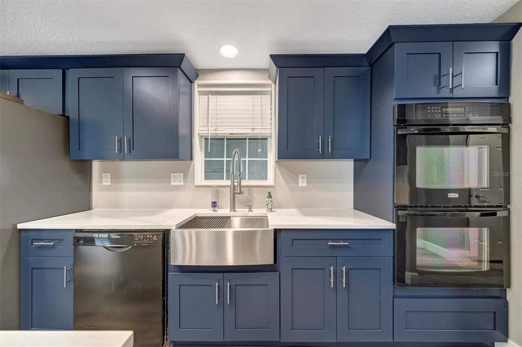 For Sale: $229,000 (2 beds, 2 baths, 1566 Square Feet)