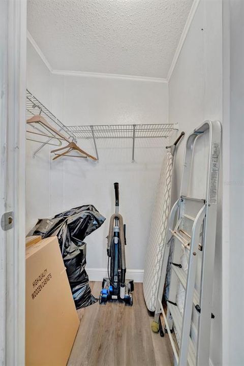 For Sale: $229,000 (2 beds, 2 baths, 1566 Square Feet)