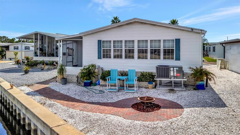 For Sale: $229,000 (2 beds, 2 baths, 1566 Square Feet)