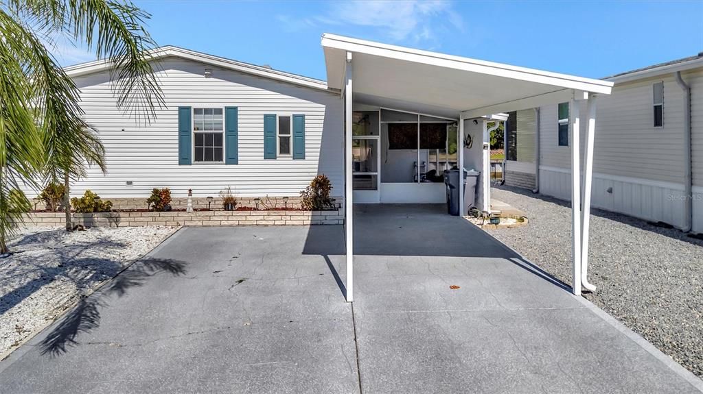 For Sale: $229,000 (2 beds, 2 baths, 1566 Square Feet)