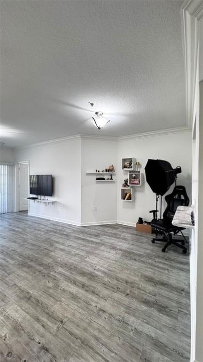 For Sale: $219,000 (2 beds, 2 baths, 1107 Square Feet)