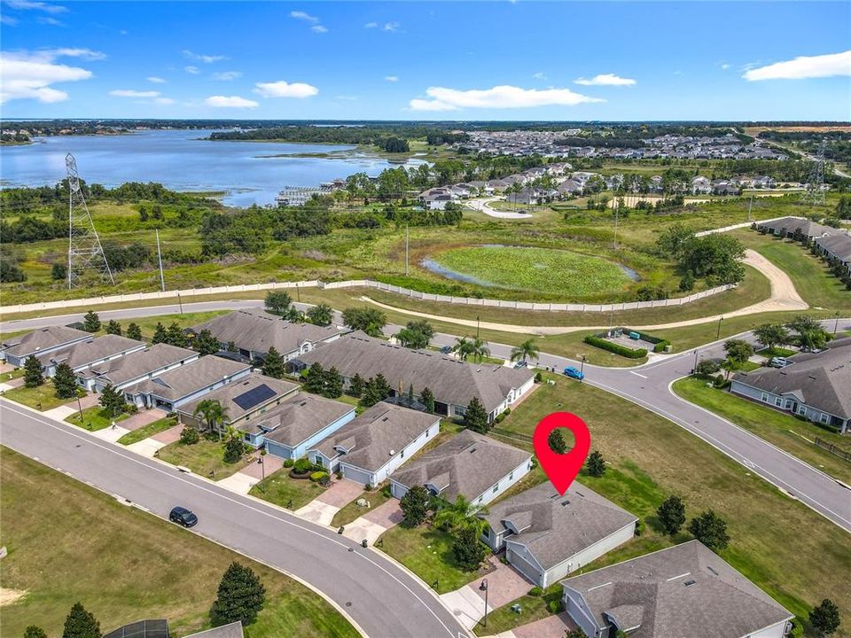 Под контрактом: $359,900 (3 спален, 2 ванн, 1582 Квадратных фут)