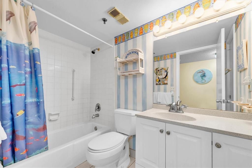 For Sale: $624,900 (1 beds, 1 baths, 875 Square Feet)