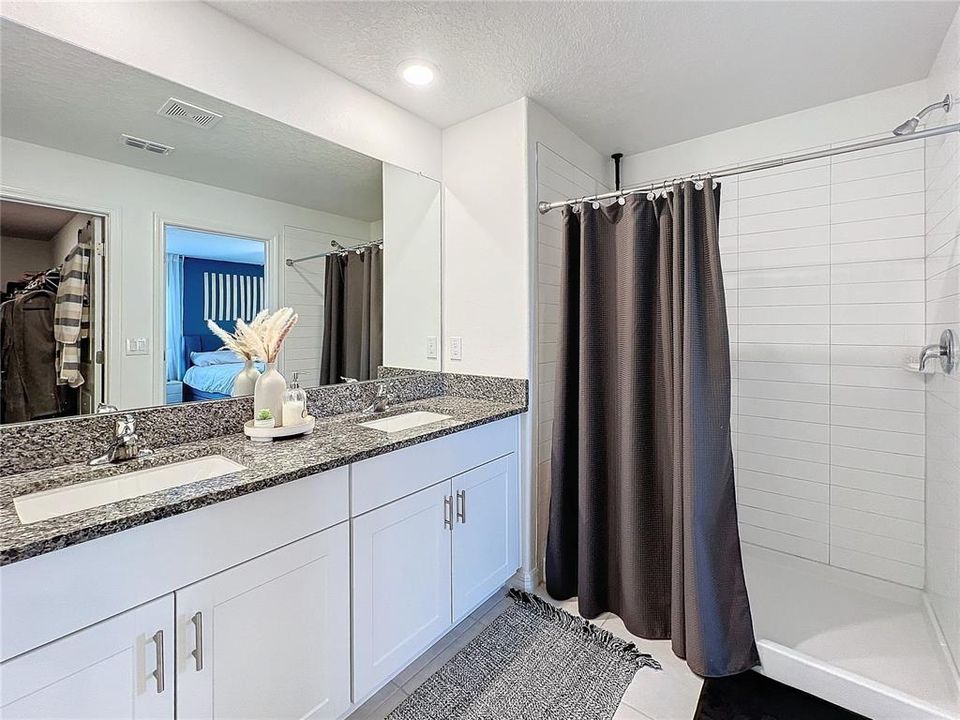 Active With Contract: $359,000 (4 beds, 2 baths, 1817 Square Feet)