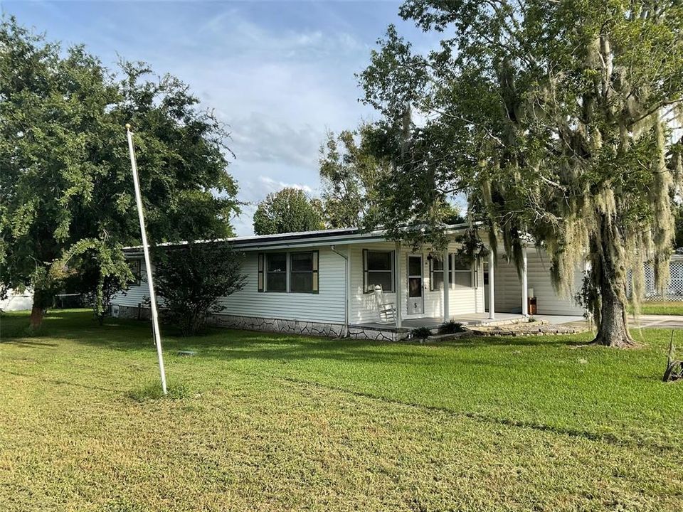 合同活跃: $75,000 (3 贝兹, 2 浴室, 1368 平方英尺)