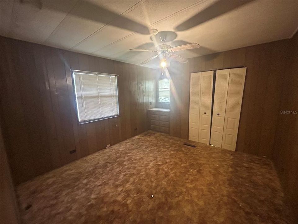 合同活跃: $75,000 (3 贝兹, 2 浴室, 1368 平方英尺)