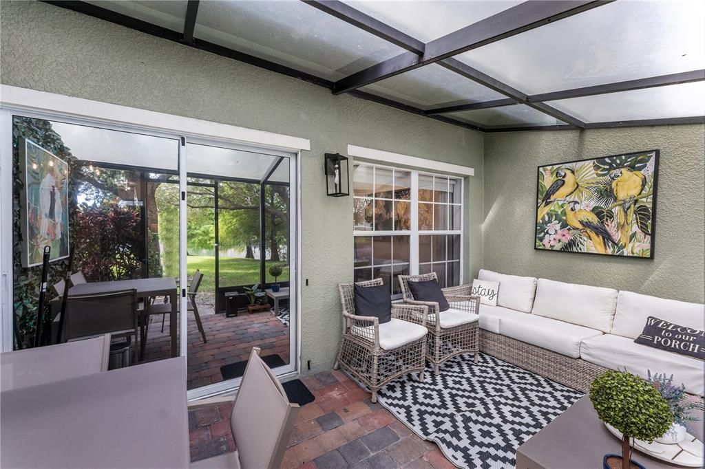 For Sale: $355,000 (4 beds, 3 baths, 1636 Square Feet)